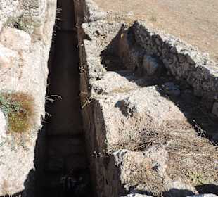 Rhodos - Mont Smith - Nymphaea Cave Sanctuaries