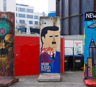 Checkpoint Charlie DDR-Mauer