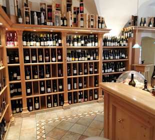 Im Verkaufsraum der Vinothek Enovit