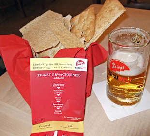 Nach der Austellung die Verköstigung - lecker!