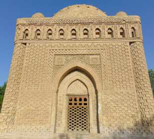 Samani Mausoleum