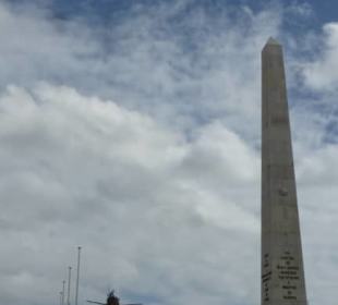 Der Obelisk am Platz Dom Francisco Gomes