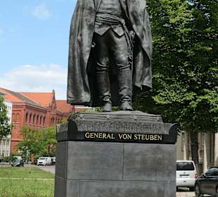 Friedrich Wilhelm von Steuben in Magdeburg geboren