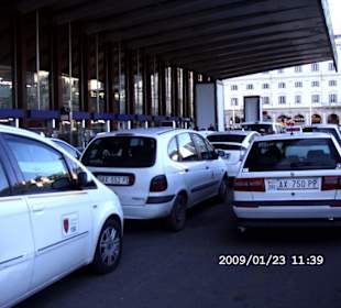 Taxis am BF Termini