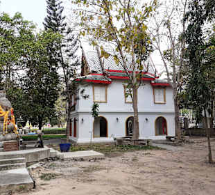 Wat Huay Mongkol