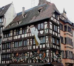 Fachwerkhaus mit Dekoration