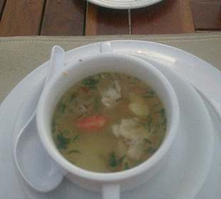 Leckere Fischsuppe als Vorspeise