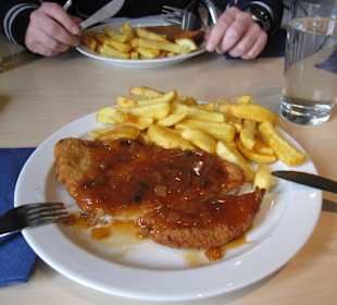 Echt lecker - Zigeunerschnitzel mit Pommes
