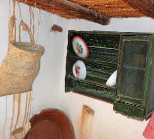 In den Räumen einer armen Landfrau