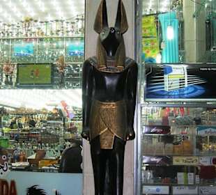 Deko vor dem "Kaufhaus" Hurghada Star 