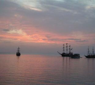 Sonnenuntergang am Schildkrötenstrand