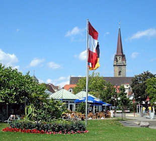 Das Hafengelände mit dem Münster