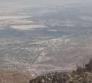 Blick auf Palm Springs vom Mount Jacinto