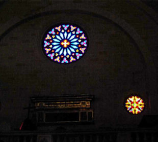 Kircheneingang von Innen