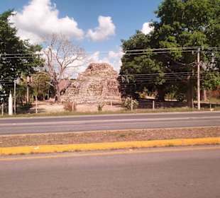 Eine Maya Pyramide in Guatemala
