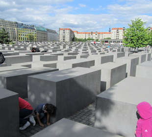 Holocaust Mahnmal (Denkmal)