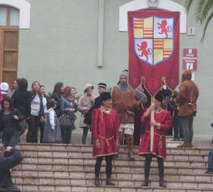 Mittelalterlicher Umzug in Villaputzu