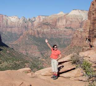 Canyon overlook trail