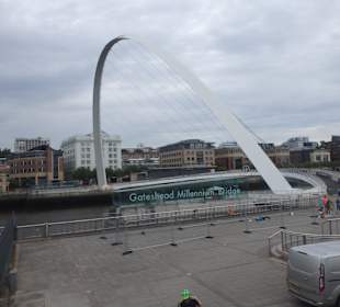 Gateshead Millenium Bridge