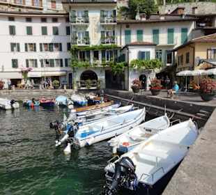 Impressionen aus dem alten Hafen von Limone