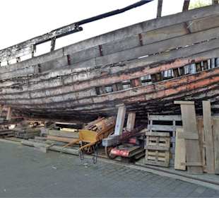 Rundgang über das Gelände der Museumswerft