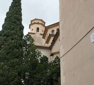 Blick zur Kirche von Port de Pollenca