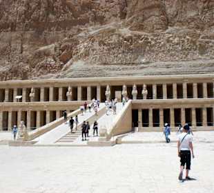 Tempel vorm Tal der Könige