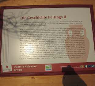 Hinweistafel am Wanderweg P2