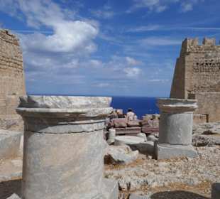 Wenige Originale Säulen