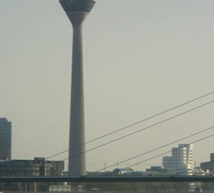 Der Rheinturm Aussenansicht