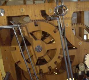 Weltgrößte Kuckucksuhr