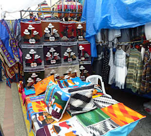 Samstag ist die ganze Stadt ein großer Markt