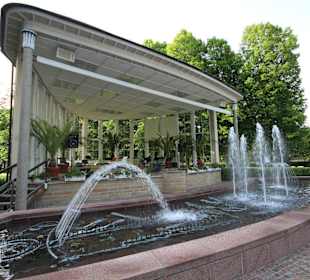 Wasserspiele am Musikpavillon