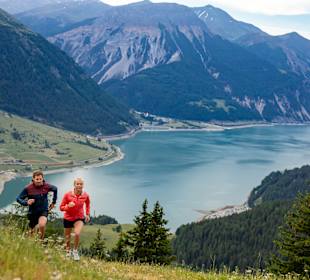 Wandern San Valentino alla Muta / St. Valentin auf der Haide