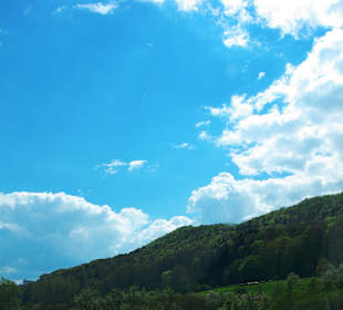 Entlang der romantischen Burgenstraße Fränkischen Schweiz
