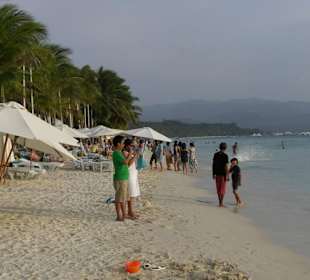 Überfüllter Strand