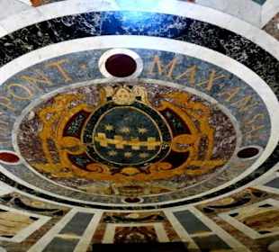 Marmor-Mosaik im Fußboden