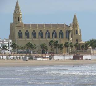 Sanctuario un Playa de la Regla