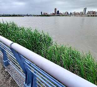 Yanping Riverside Park