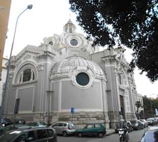 Kirche Santa Maria del Carmine