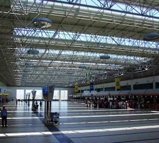 Flughafen Antalya Terminal 1 & 2