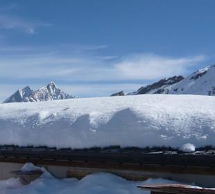 Schnee im April am Rothorn