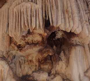 Früher brach man viele Stalaktiten einfach ab!