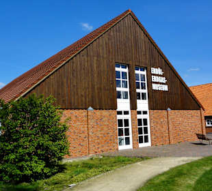 Zugang zu den Exponaten des Außengeländes