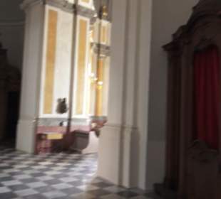 Katholische Hofkirche