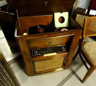 Rundgang durch das Rundfunkmuseum Bremen