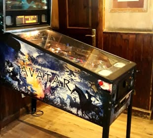 Restaurant Road Stop