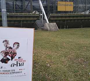 Paar Meter vom Hotel- Olympia Park mit Olympiahalle