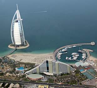 Burj al Arab bei Vorbeiflug