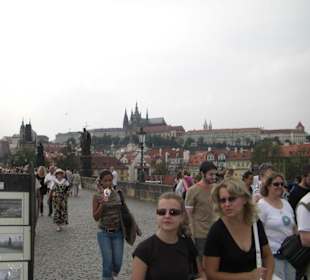 Blick von der Karlsbrücke auf die Prager Burg